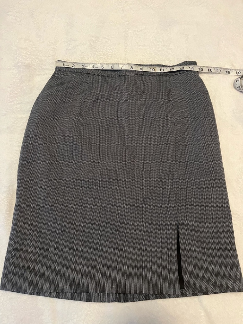Women’s Vintage 90s Fundamental Things Wool Skirt size 12 in gray